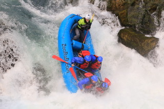 Washington State whitewater rafting over Husum Falls on the White Salmon River